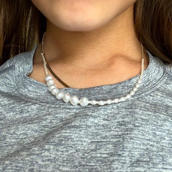 American Eagle Pearl Necklace!